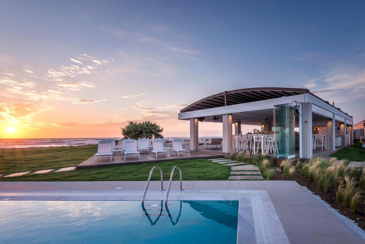 Thalassa Suites Almiros Beach 外观 照片