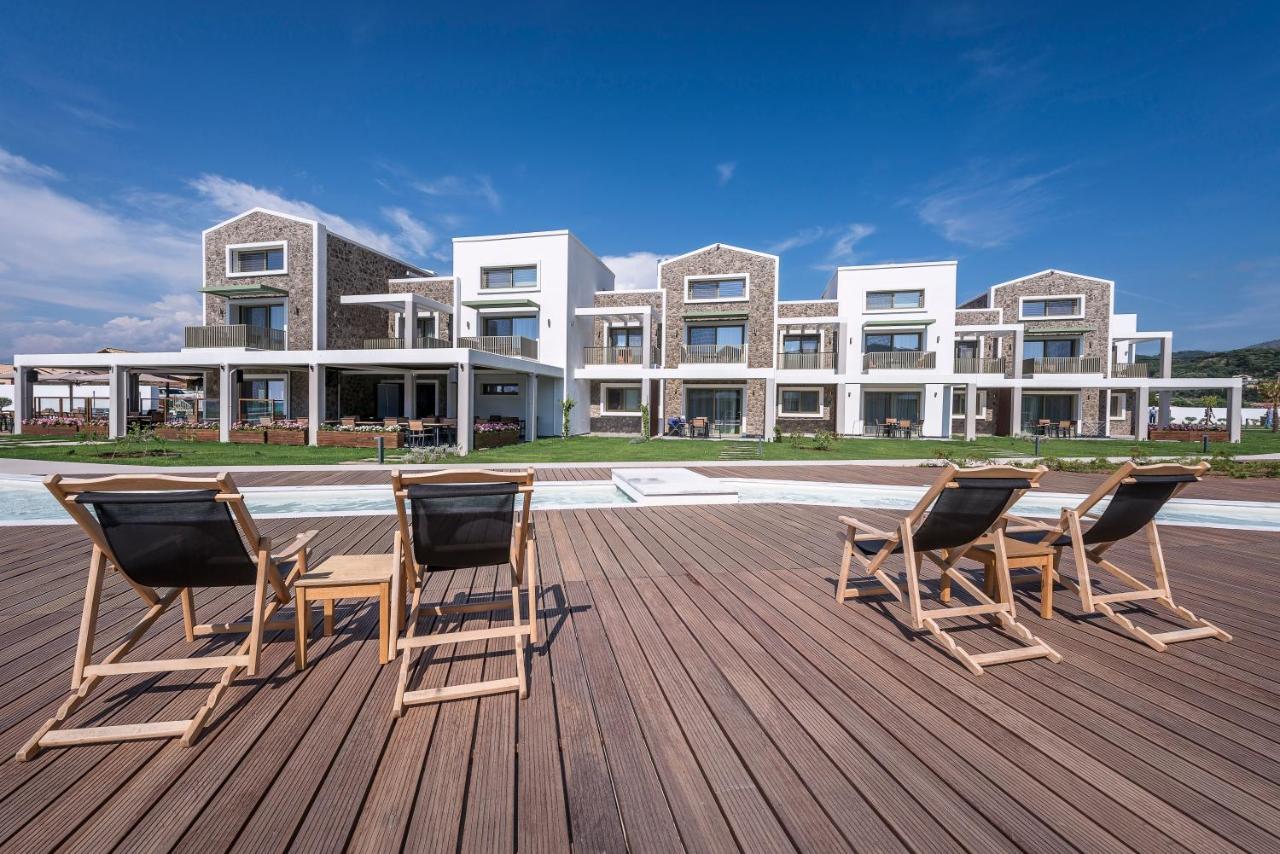 Thalassa Suites Almiros Beach 外观 照片