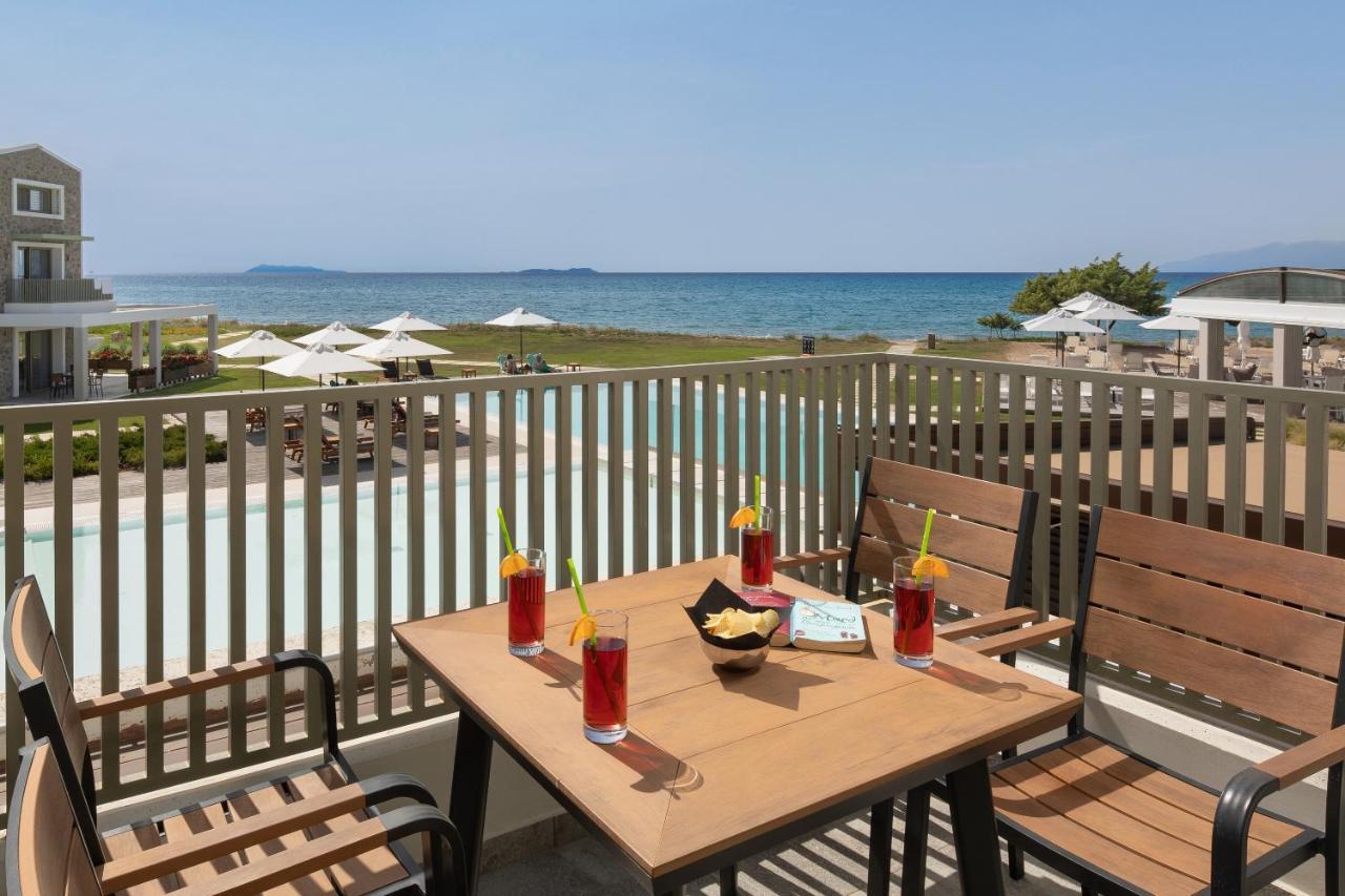 Thalassa Suites Almiros Beach 客房 照片