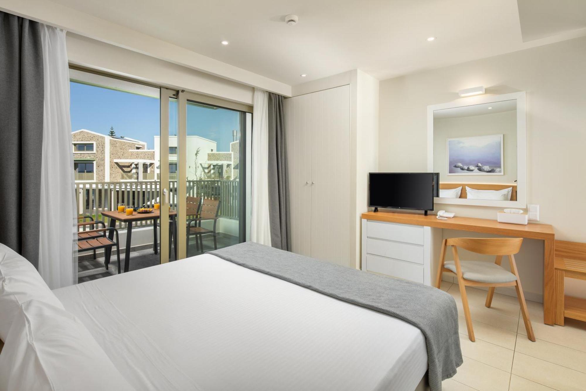 Thalassa Suites Almiros Beach 客房 照片